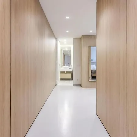 Pombal Contemporary Ac Elevator * Lisbon