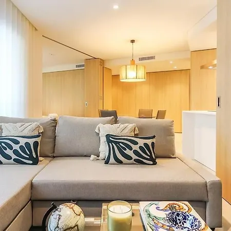 Pombal Contemporary Ac Elevator Apartment